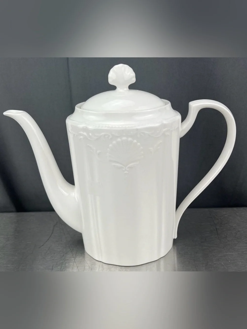 Nwot Mikasa Hampton bays porcelain coffee pot